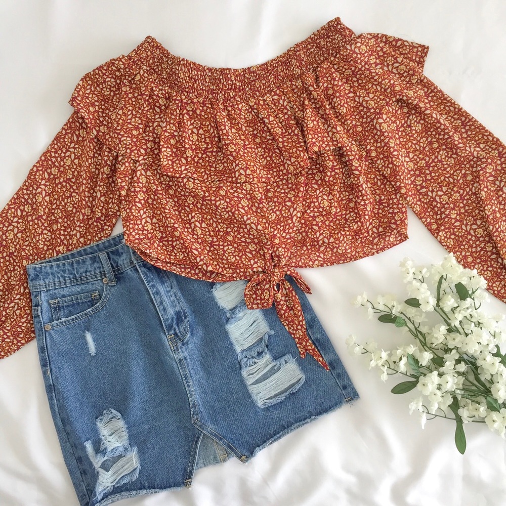 NWT Floral Off Shoulder Cropped Top - Picture 5 of 5